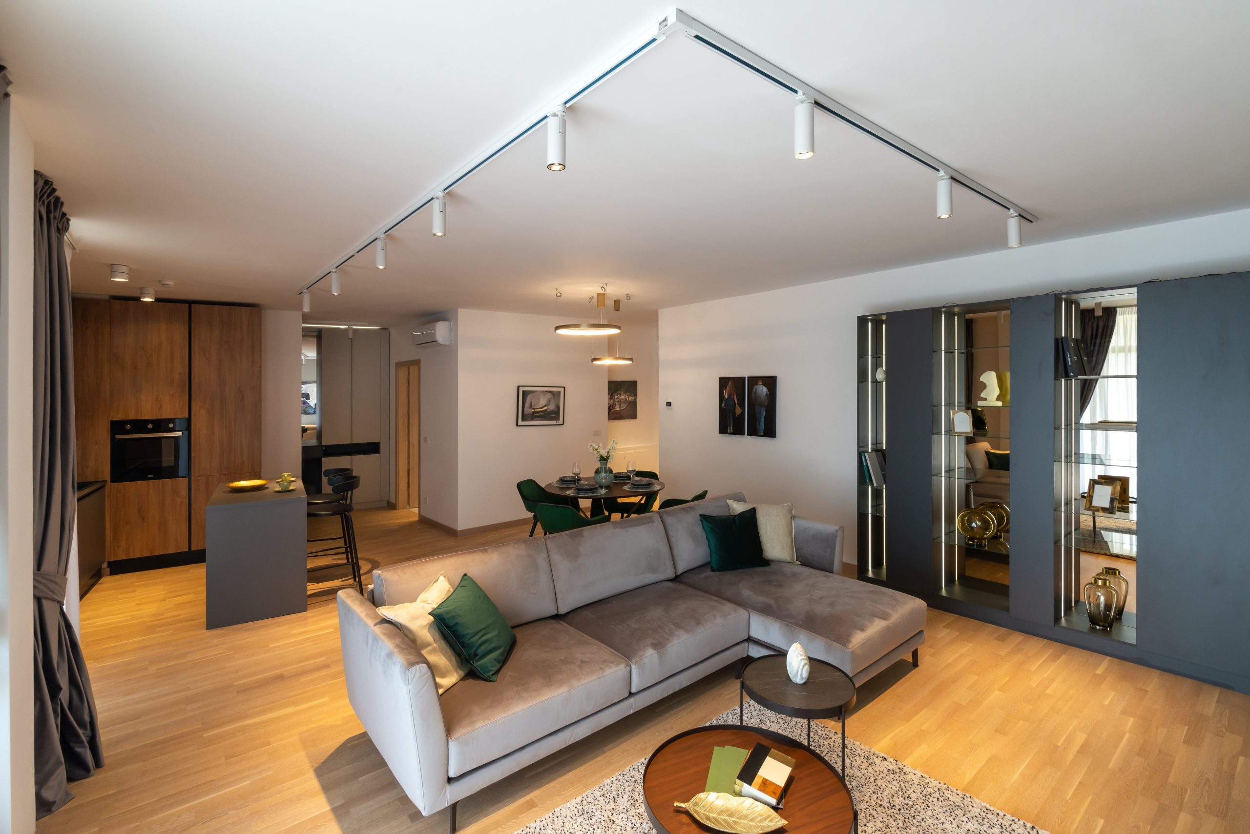 Interior apar. mobilat 3